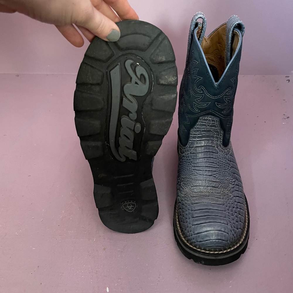 Ariat boots - Picture 3 of 3